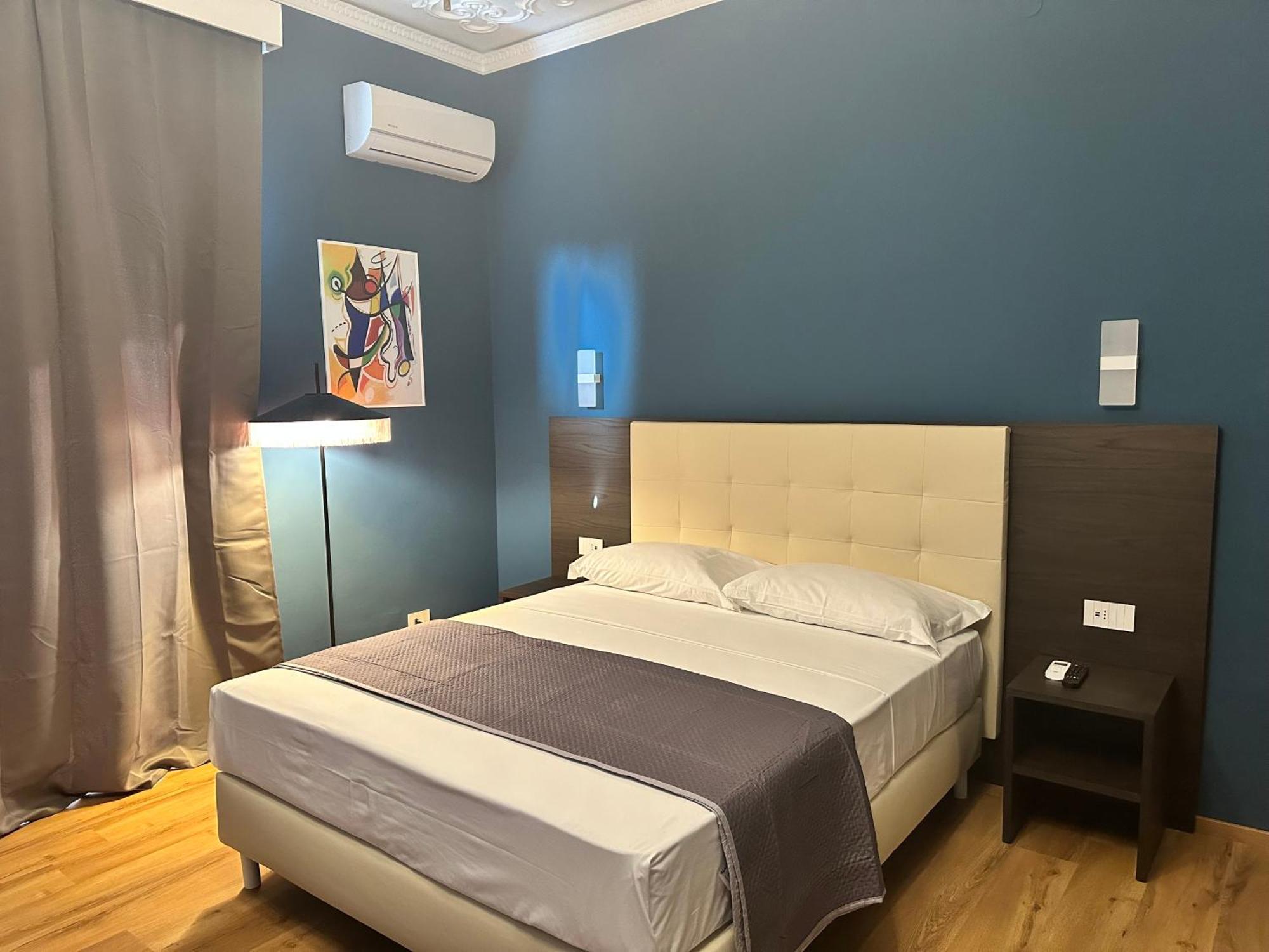 Sunset Guest House Reggio di Calabria Bagian luar foto