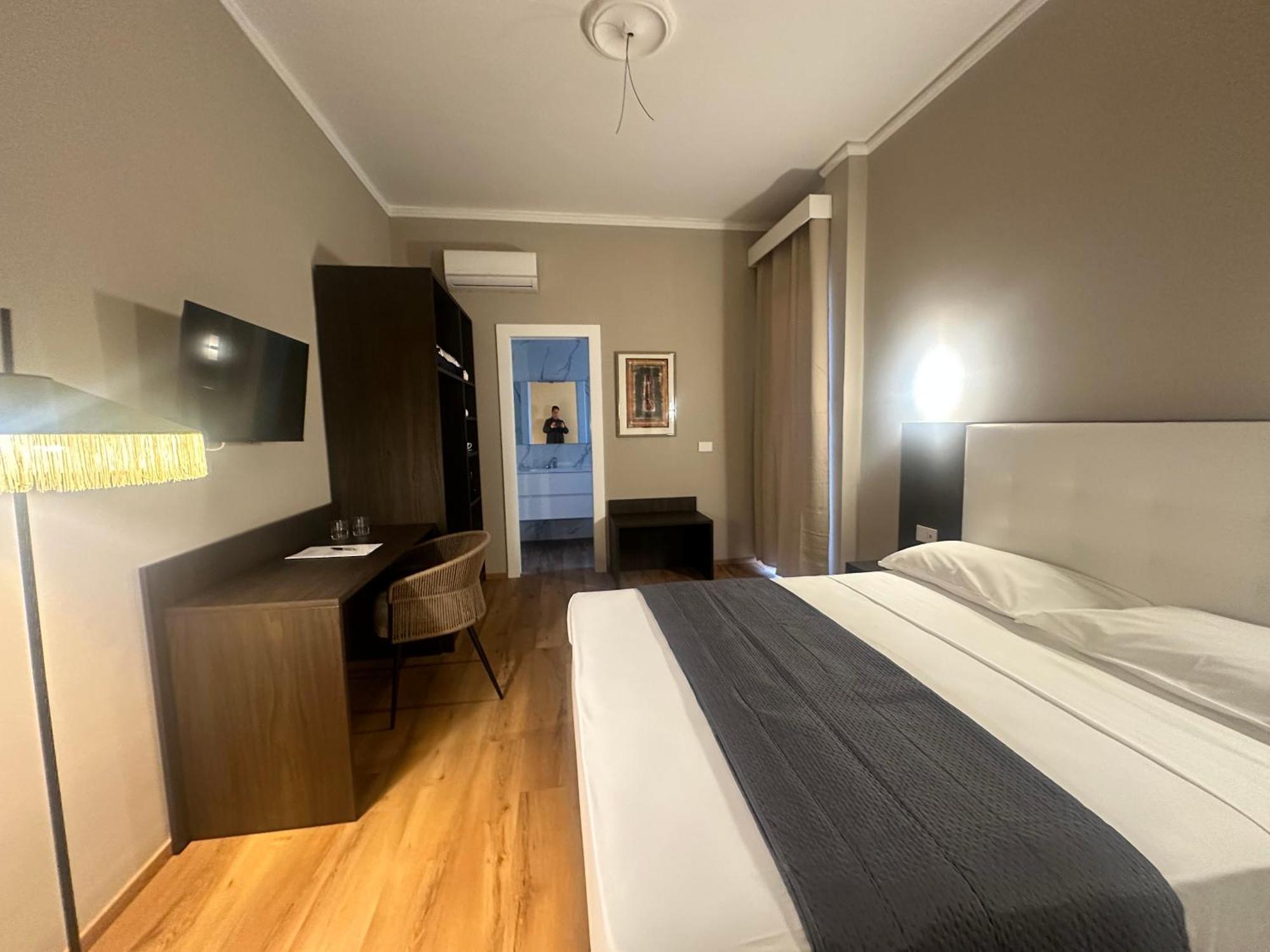 Sunset Guest House Reggio di Calabria Bagian luar foto