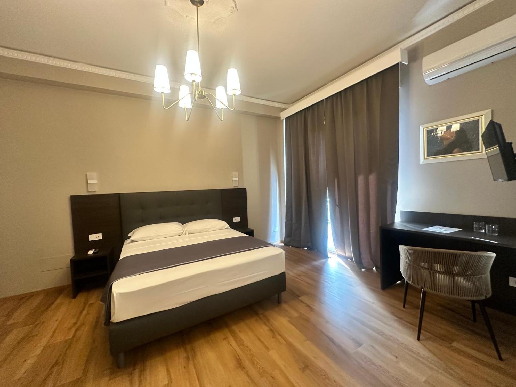 Sunset Guest House Reggio di Calabria Bagian luar foto