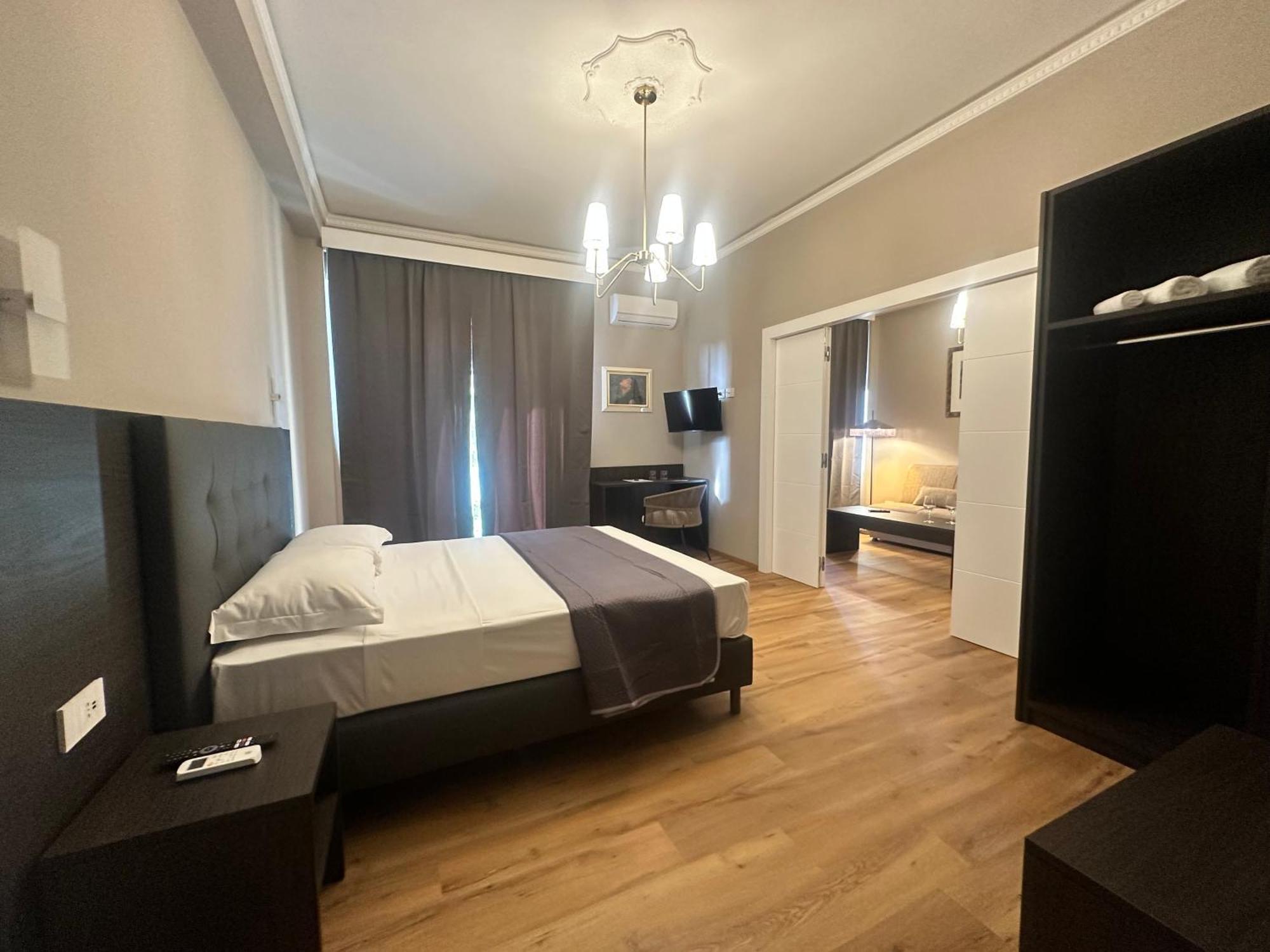 Sunset Guest House Reggio di Calabria Bagian luar foto